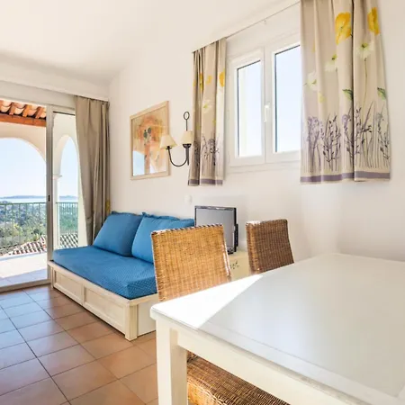 Aux Restanques Du Golfe De St Tropez - Maeva - 4 Personnes Avec Terrasse Vue - Sélection Mae-4506 *