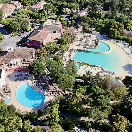 Aux Restanques Du Golfe De St Tropez - Maeva - 4 Personnes Avec Terrasse Vue - Selection Mae-4506 グリモー